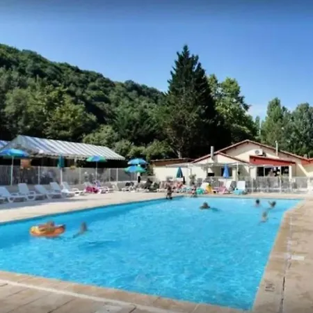3 Pieces Avec Terrasse, 2 Pour 2 A 6 Personnes - Api-1-52-654 *